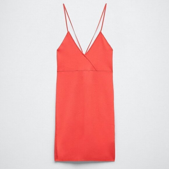 ZARA RED KNIT MINI DRESS WITH CUT-OUT DETAIL - Picture 3 of 8